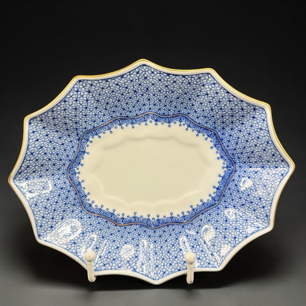 Mottahedeh Blue Lace Scalloped Oval Bowl Dish Porcel Portugal Gold Rim 8 Inch